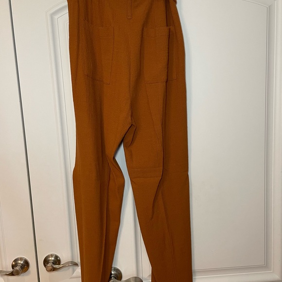 jonathan simkhai paper bag pants, size 8 runs big - Picture 4 of 6